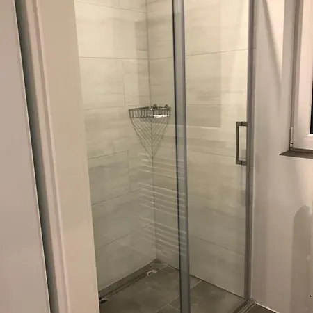 Alc Zimmervermietung 1 Apartamento